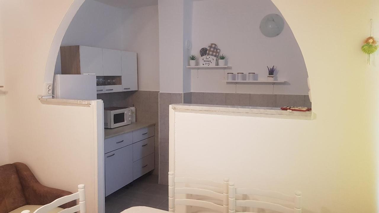 Apartman Marija セニ エクステリア 写真