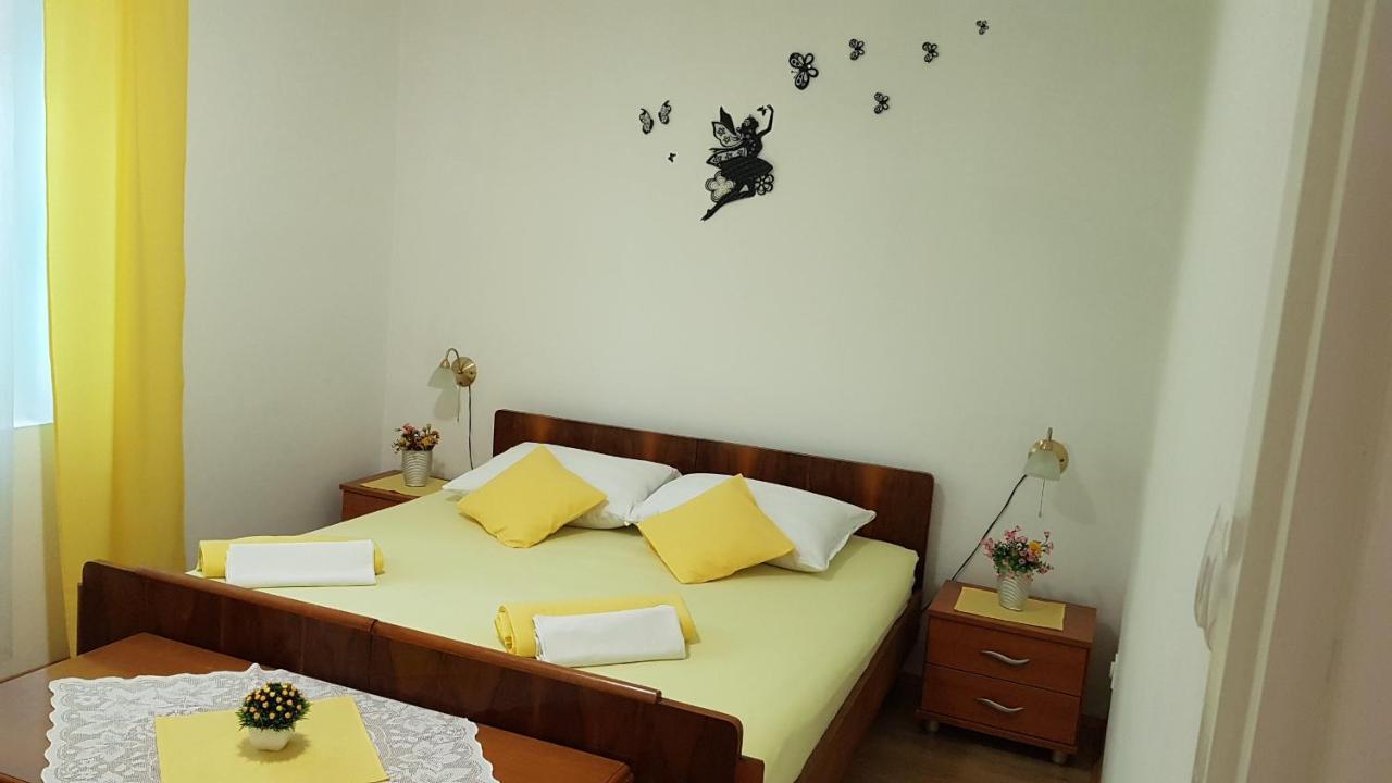 Apartman Marija セニ エクステリア 写真
